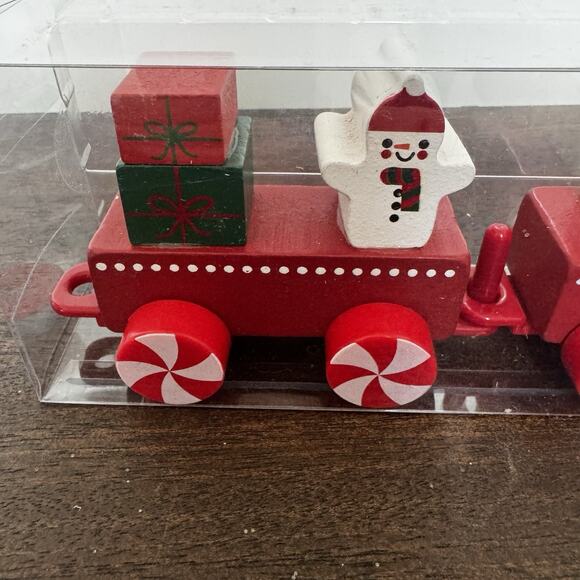 NEW Target Bullseye's Playground Christmas 2025 Wooden Train Set 6 Cars Holiday - Picture 11 of 16